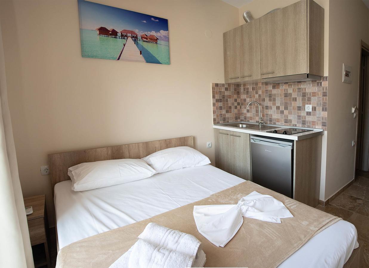 Olympic Coast Apartment Olympiakí Aktí Ngoại thất bức ảnh