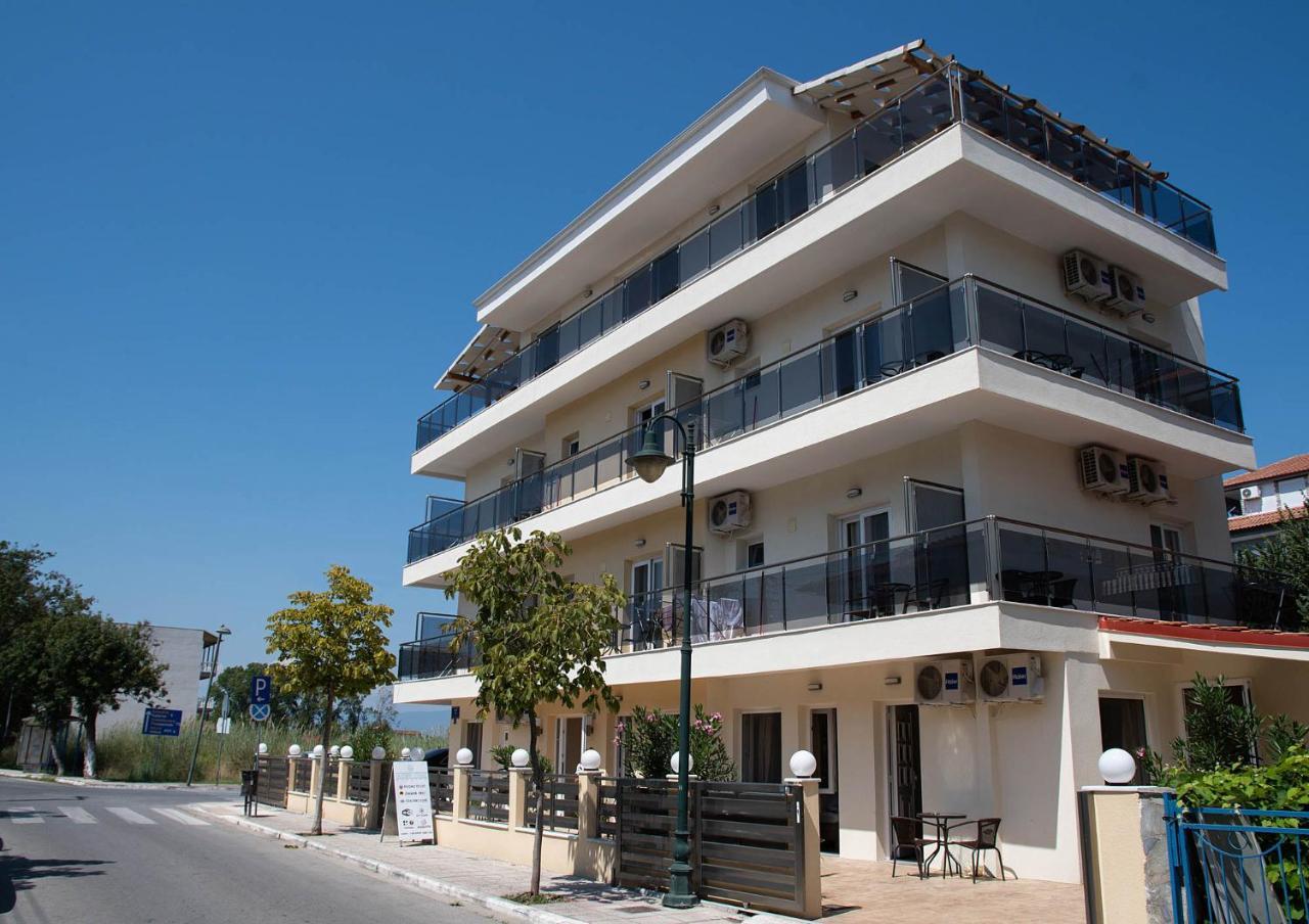 Olympic Coast Apartment Olympiakí Aktí Ngoại thất bức ảnh