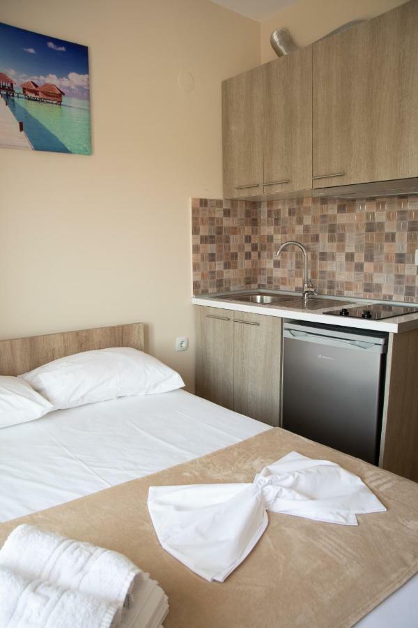 Olympic Coast Apartment Olympiakí Aktí Ngoại thất bức ảnh