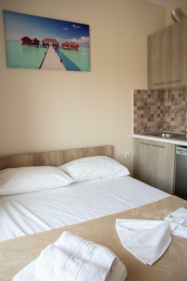 Olympic Coast Apartment Olympiakí Aktí Ngoại thất bức ảnh