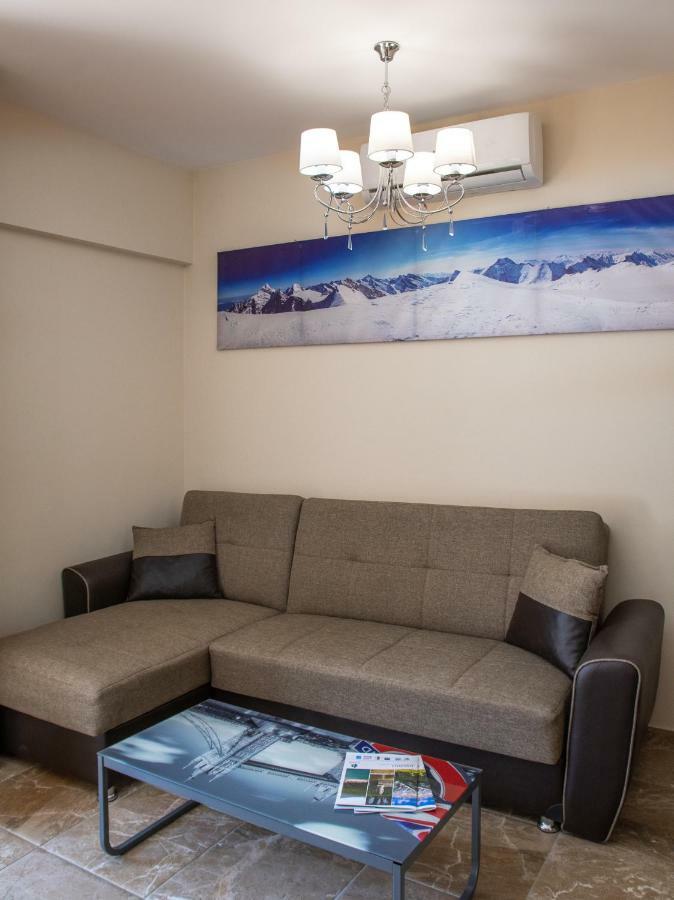 Olympic Coast Apartment Olympiakí Aktí Ngoại thất bức ảnh