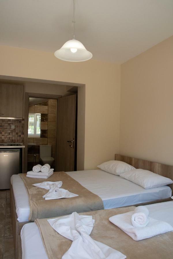 Olympic Coast Apartment Olympiakí Aktí Ngoại thất bức ảnh