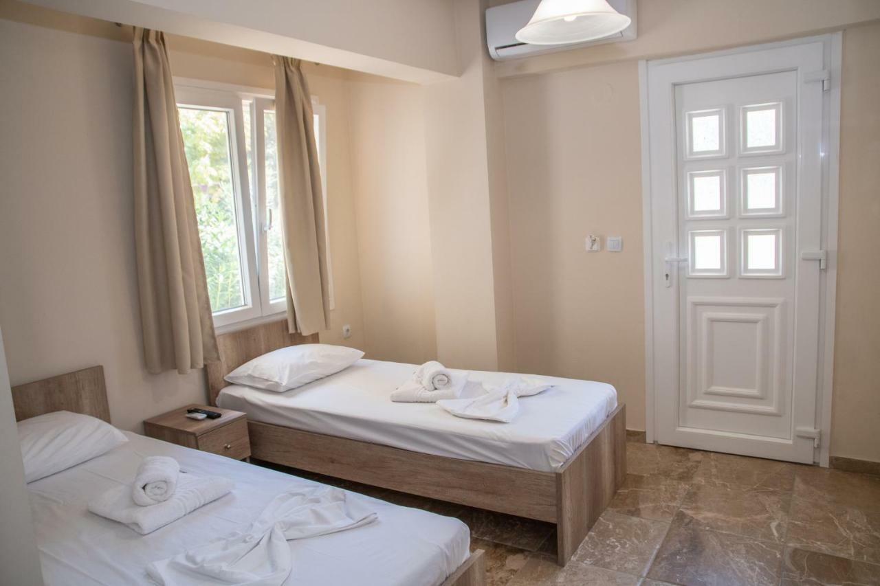 Olympic Coast Apartment Olympiakí Aktí Ngoại thất bức ảnh