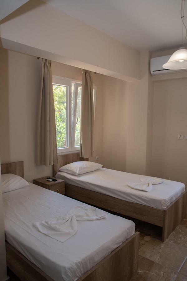 Olympic Coast Apartment Olympiakí Aktí Ngoại thất bức ảnh